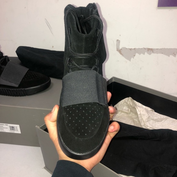 adidas 750 triple black